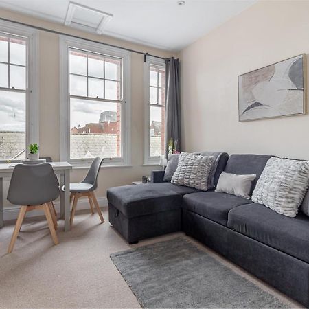 Guest Homes - Trinity Apartment Worcester Buitenkant foto