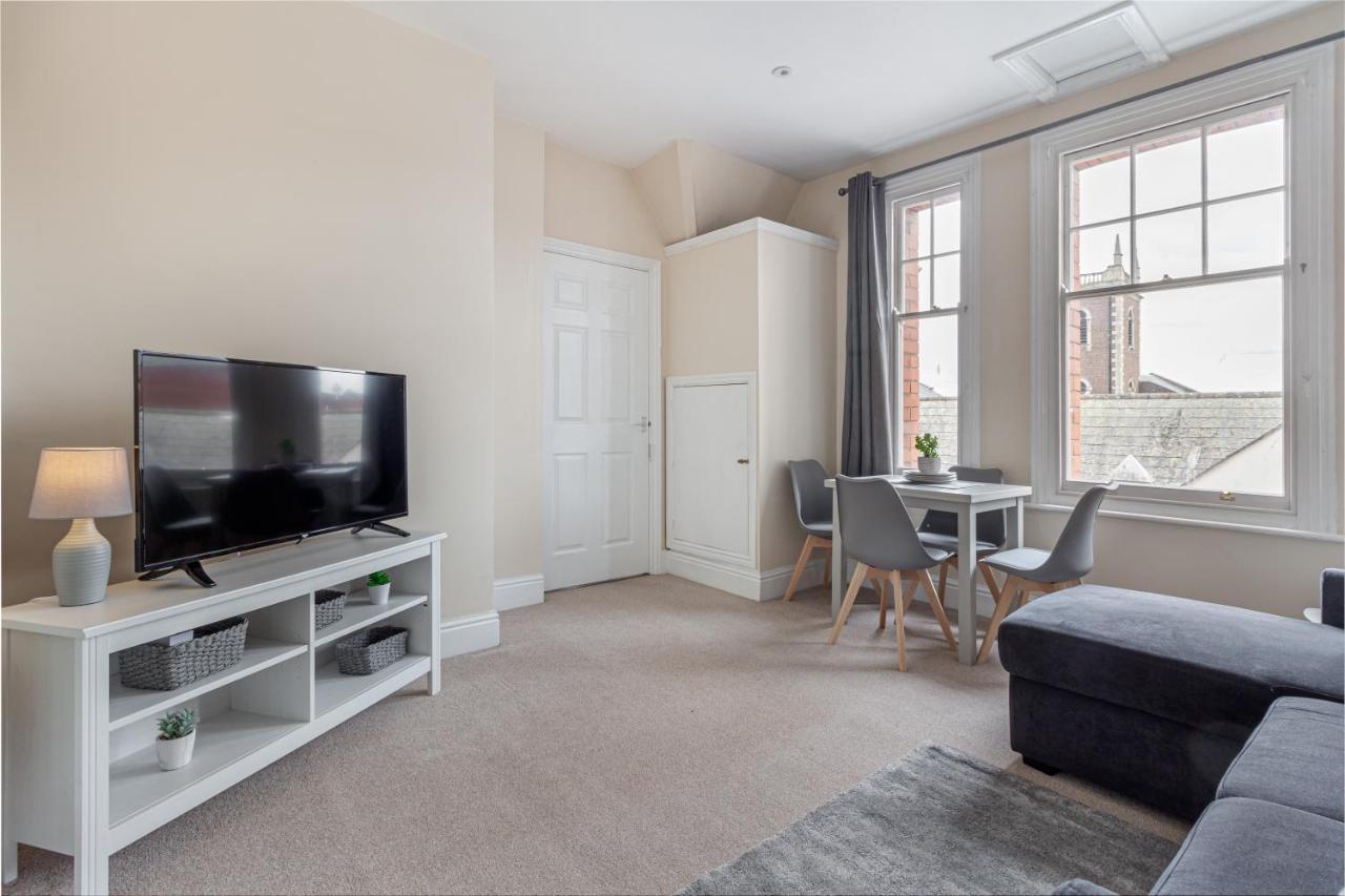 Guest Homes - Trinity Apartment Worcester Buitenkant foto