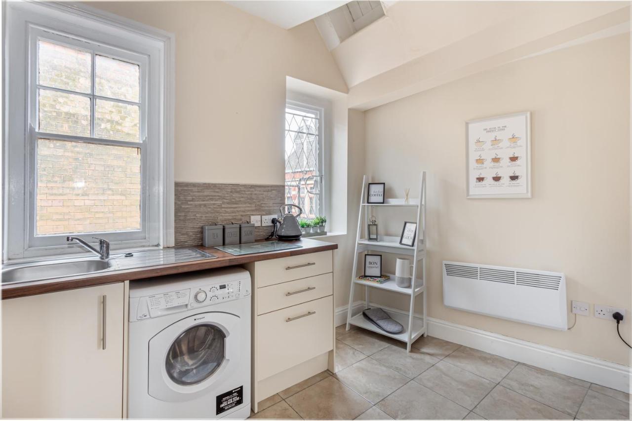 Guest Homes - Trinity Apartment Worcester Buitenkant foto